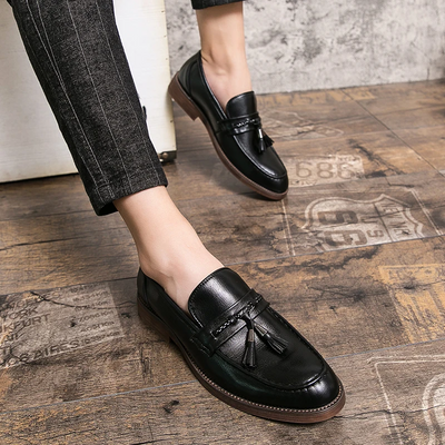 MOCASÍN CLÁSICO CON BORLA