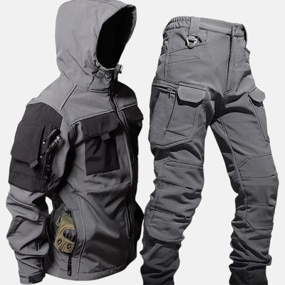 JAVIER | CONJUNTO IMPERMEABLE CON CAPUCHA PARA HOMBRE