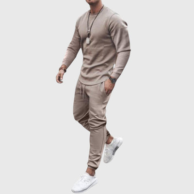 Conjunto Nico deportivo con suéter y pantalón
